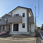 長沼2丁目 インナーガレージ付 タウンハウス